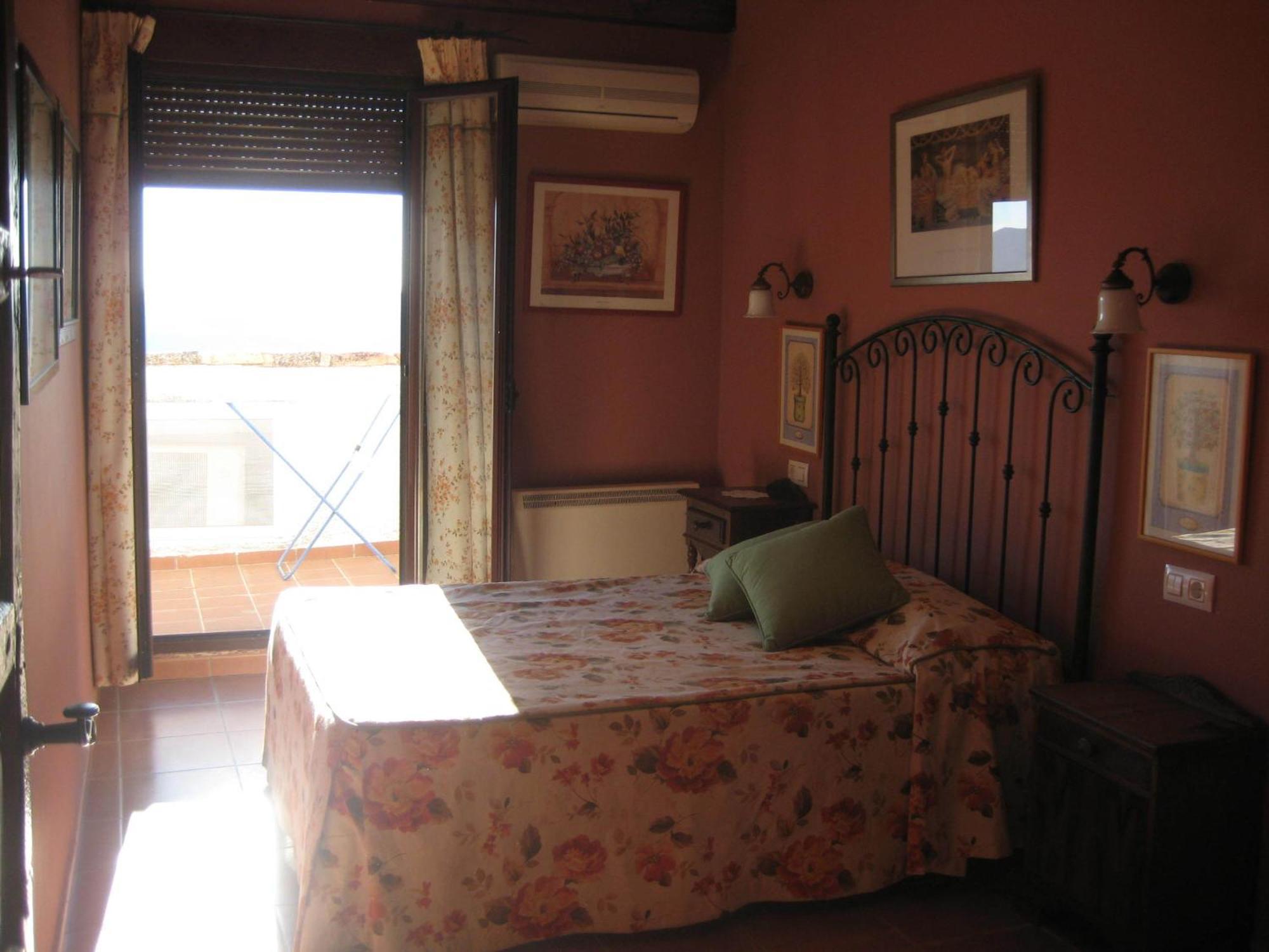 Apartamentos Saqura เซกูรา เดลา เซียร์รา ภายนอก รูปภาพ